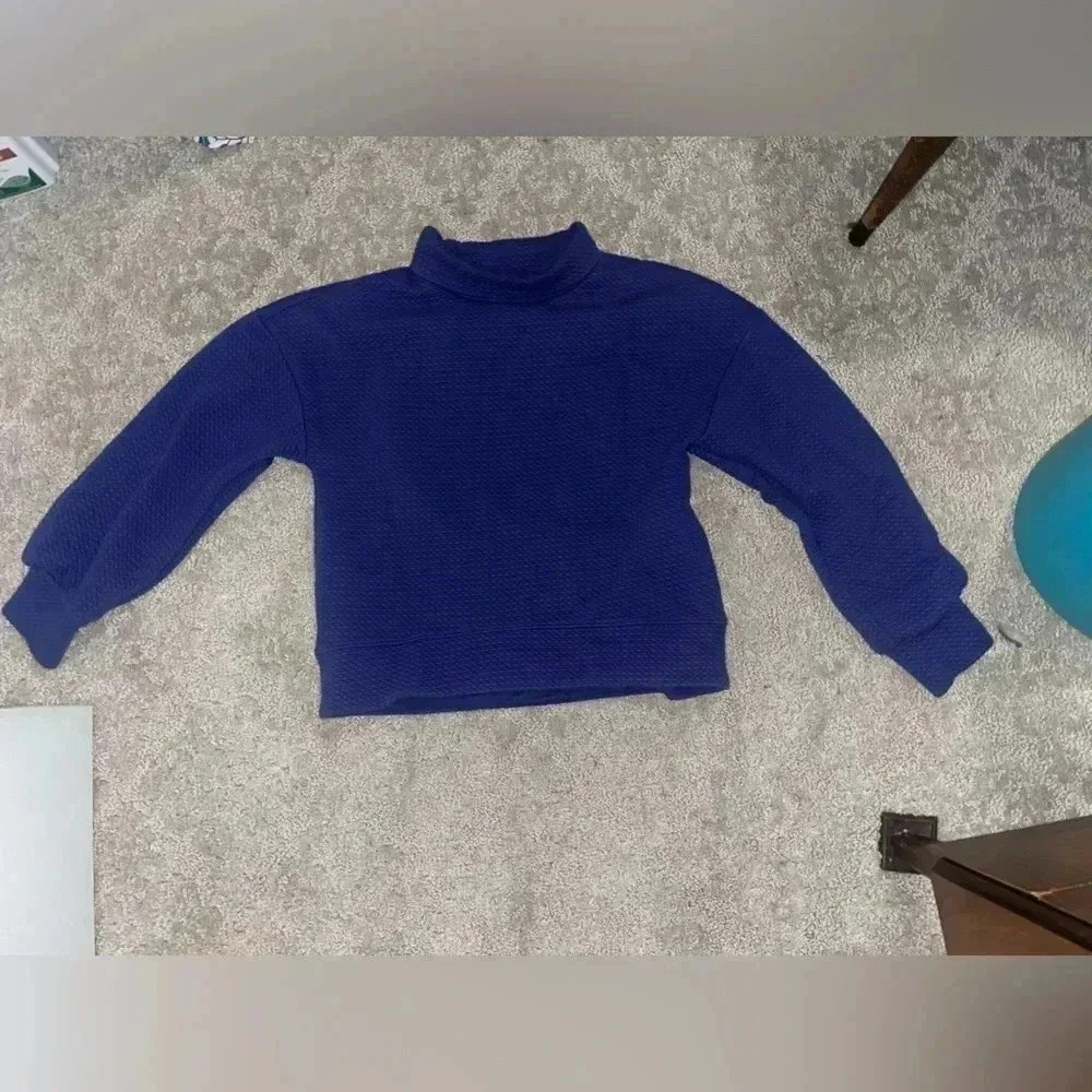 Calia by Carrie Underwood Long Sleeve Pullover